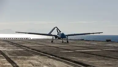 TB3 SİHA, TCG Anadolu'da Başarılı İniş-Kalkış Denemesi