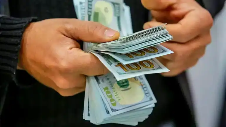 Dolar/TL Tarihi Zirvede: 35'e Yaklaştı! Dolar/TL Tarihi Zirvede: 35'e Yaklaştı!